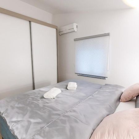 Apartman Laura Вир Екстериор снимка