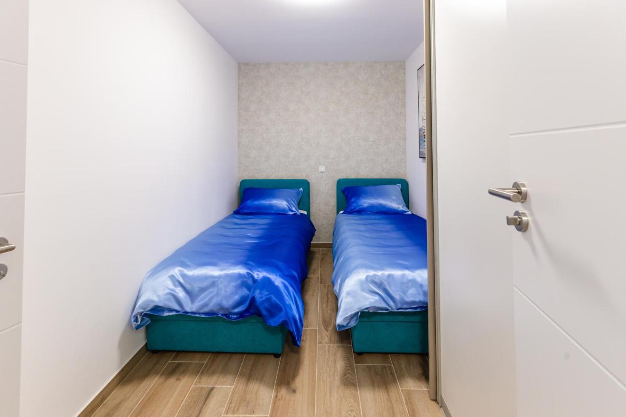 Apartman Laura Вир Екстериор снимка