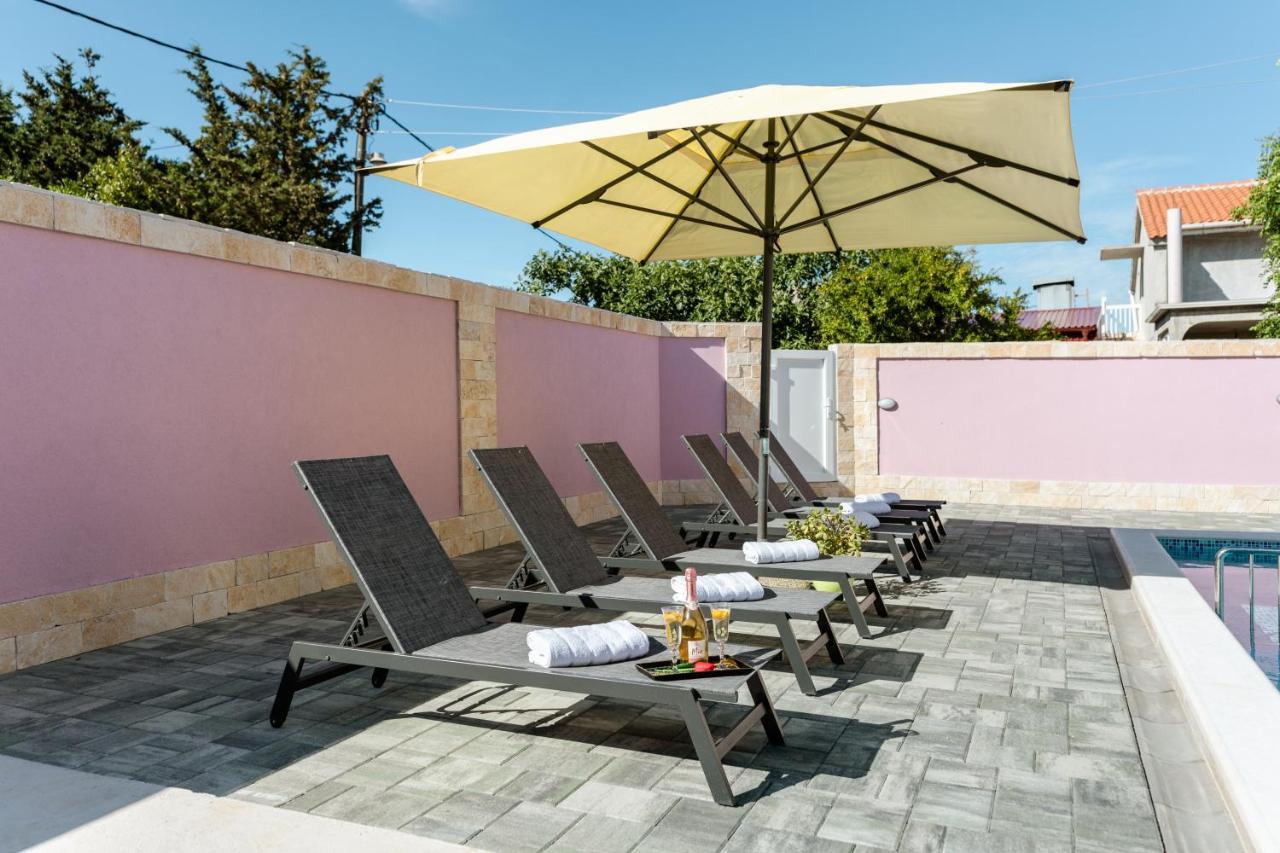 Apartman Laura Вир Екстериор снимка