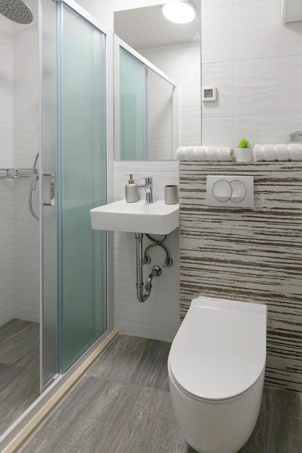 Apartman Laura Вир Екстериор снимка