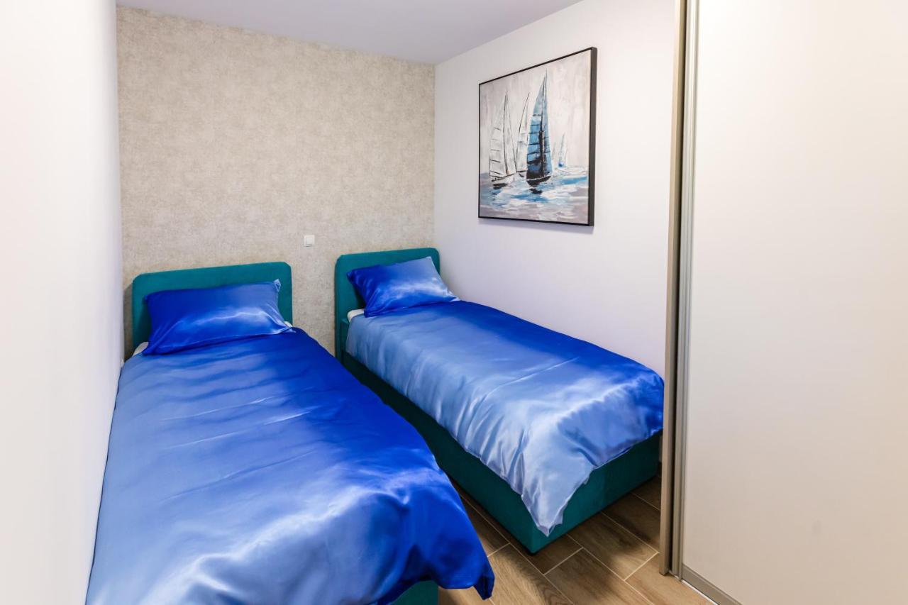 Apartman Laura Вир Екстериор снимка
